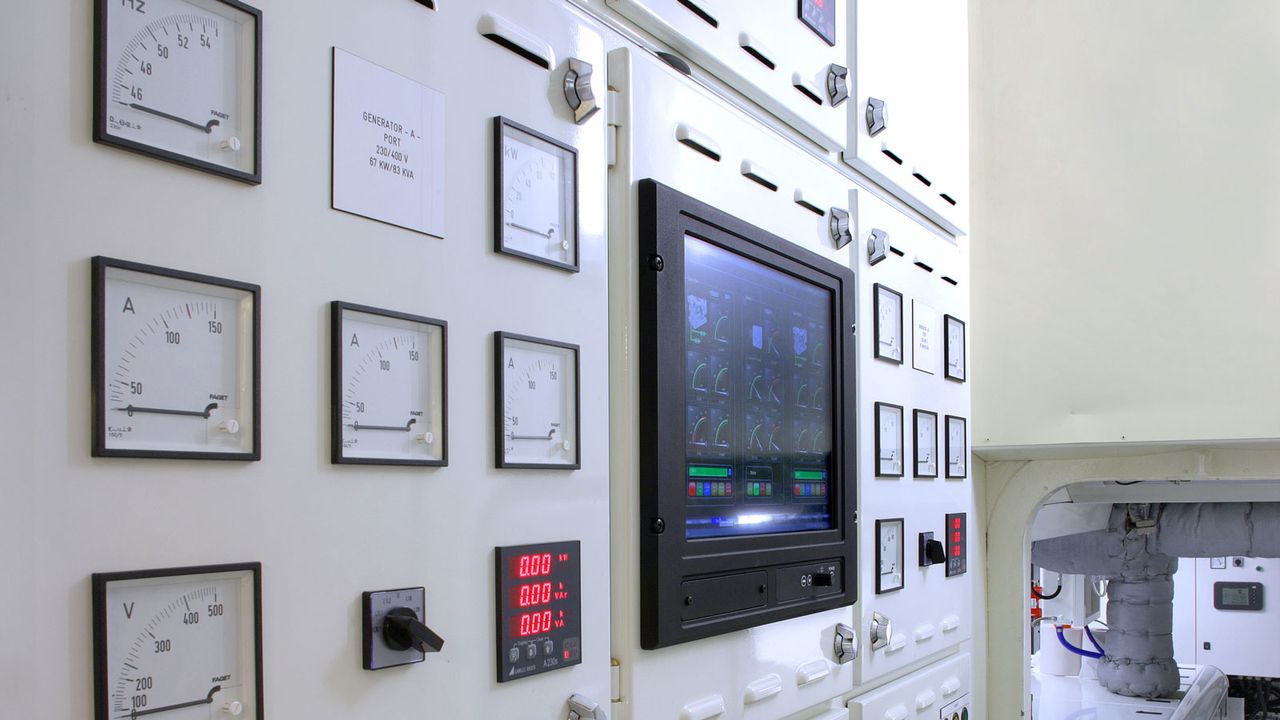Understanding Generator Load Sharing and the Power Factor